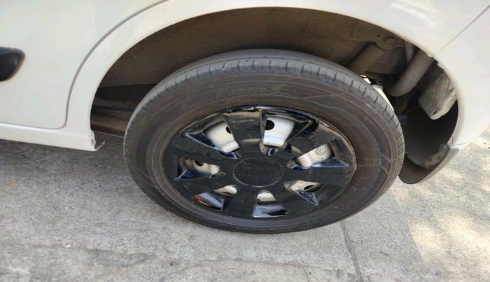 2016 Maruti Wagon R 1.0 LXI CNG, CNG, Manual, 66,565 km, tyre