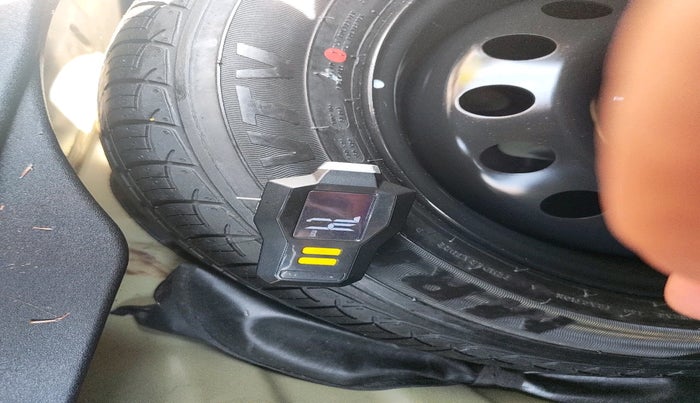 2021 Toyota YARIS G CVT, Petrol, Automatic, 31,666 km, tyre