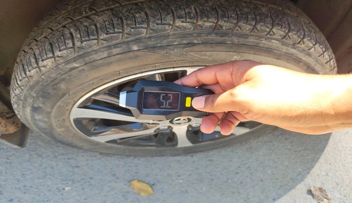 2021 Toyota YARIS G CVT, Petrol, Automatic, 31,666 km, tyre