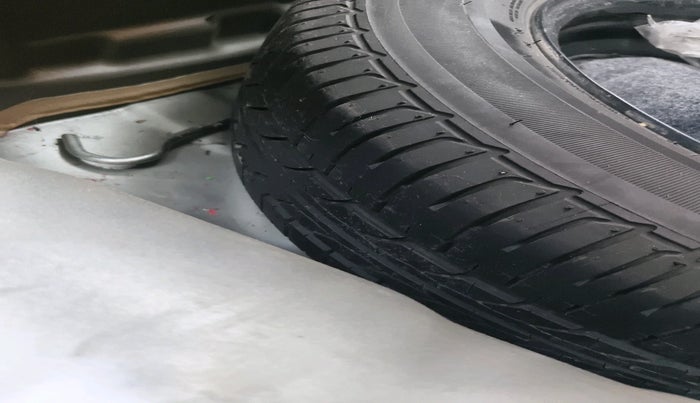 2018 Hyundai Elite i20 ASTA 1.2 (O), Petrol, Manual, 65,563 km, tyre