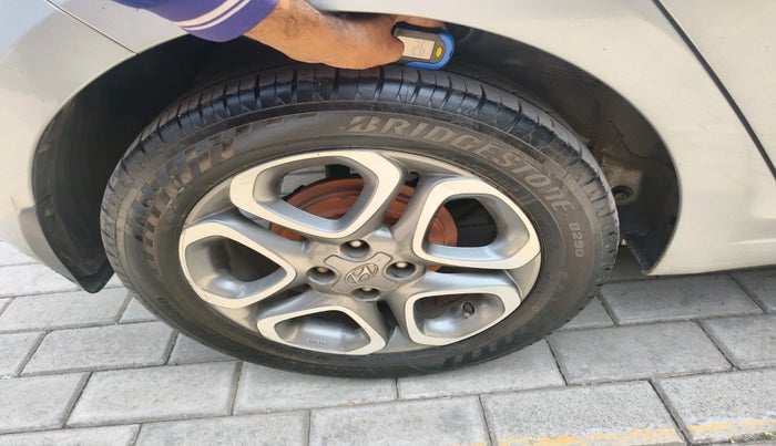 2018 Hyundai Elite i20 ASTA 1.2 (O), Petrol, Manual, 65,563 km, tyre