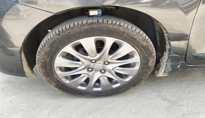 2016 Maruti Baleno ALPHA PETROL 1.2, Petrol, Manual, 50,586 km, tyre