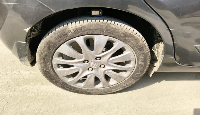 2016 Maruti Baleno ALPHA PETROL 1.2, Petrol, Manual, 50,586 km, tyre