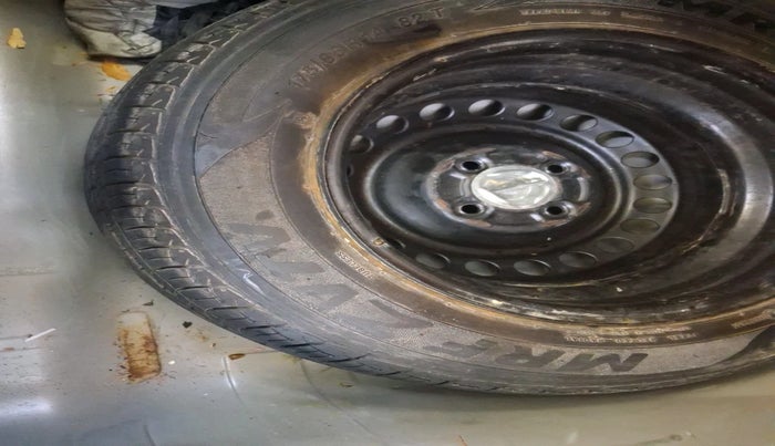 2014 Honda Amaze 1.2L I-VTEC S AT, Petrol, Automatic, 79,399 km, tyre