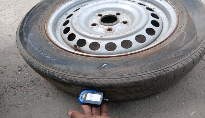 2019 Hyundai VENUE SX 1.0 (O) TURBO, Petrol, Manual, 45,360 km, tyre