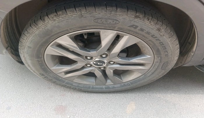 2021 KIA SELTOS HTX 1.5 PETROL, Petrol, Manual, 35,084 km, tyre