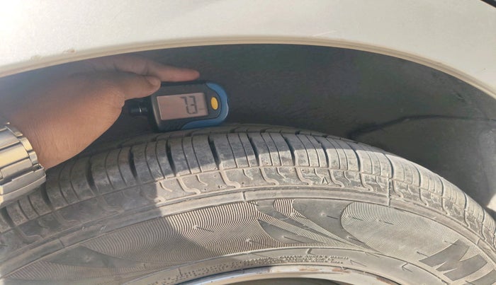 2015 Maruti Ritz LXI, Petrol, Manual, 68,765 km, tyre