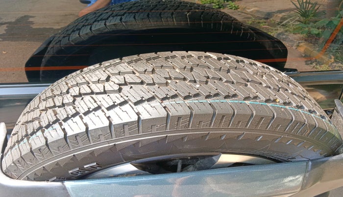 2025 Mahindra Thar Roxx  AX7 L Petrol AT 2WD, Petrol, Automatic, 4,608 km, tyre