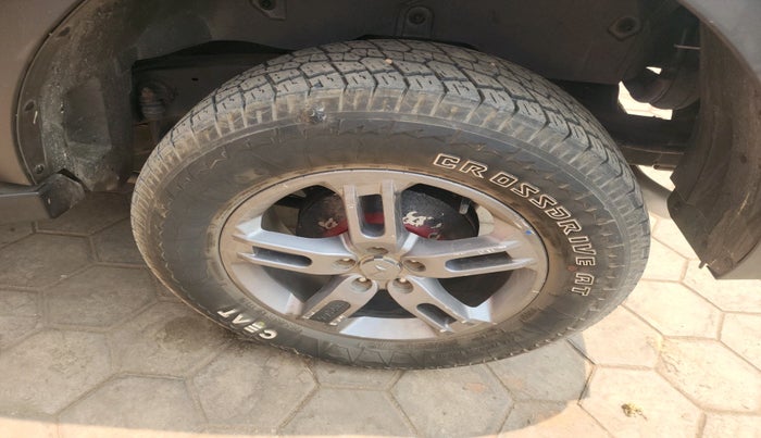 2022 Mahindra Thar LX PETROL HT 4WD AT, Petrol, Automatic, 78,737 km, tyre