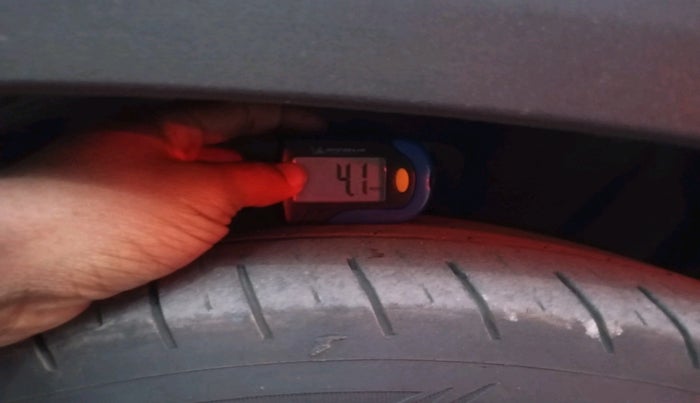 2023 Hyundai ALCAZAR PLATINUM 1.5 MT 7STR, Diesel, Manual, 1,04,190 km, tyre