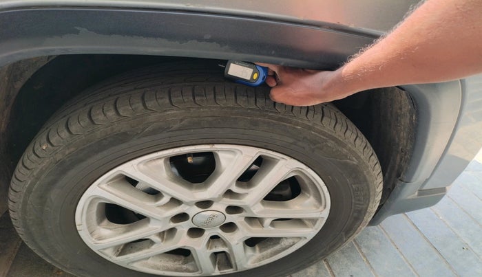 2018 Jeep Compass LIMITED 2.0 DIESEL, Diesel, Manual, 1,15,497 km, tyre