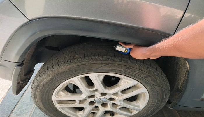 2018 Jeep Compass LIMITED 2.0 DIESEL, Diesel, Manual, 1,15,497 km, tyre