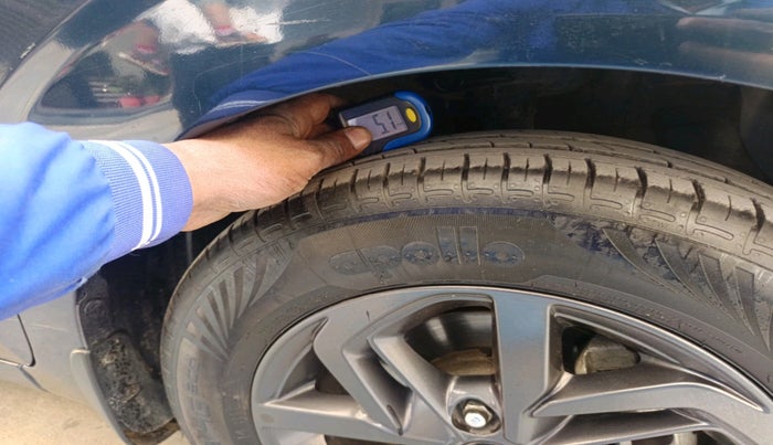 2022 Hyundai GRAND I10 NIOS SPORTZ AMT 1.2 KAPPA VTVT, Petrol, Automatic, 26,738 km, tyre