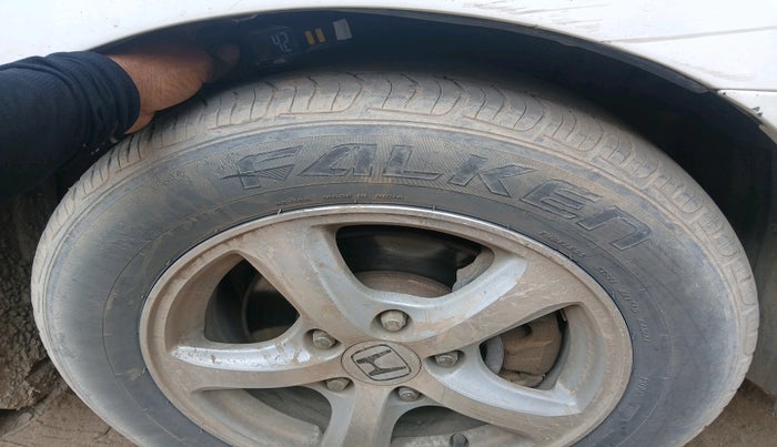 2011 Honda Civic 1.8L I-VTEC V AT, CNG, Automatic, 87,724 km, tyre