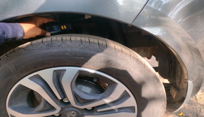 2024 Tata Tiago XTA PETROL, Petrol, Automatic, 1,625 km, tyre