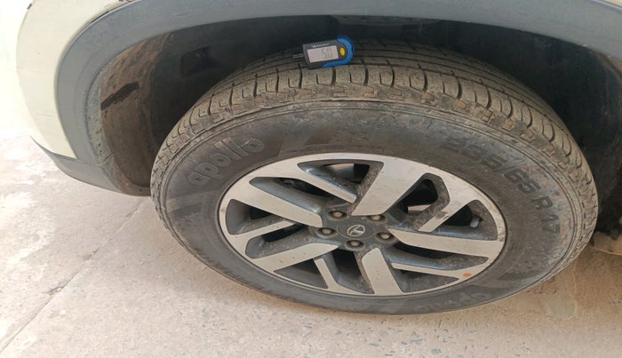 2020 Tata Harrier XZ PLUS 2.0L, Diesel, Manual, 88,635 km, tyre