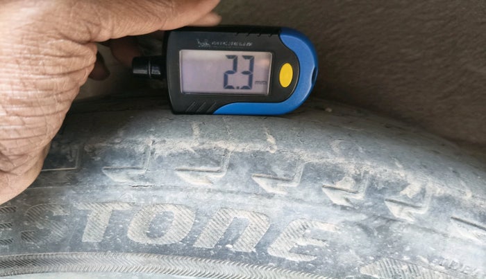 2022 Maruti Celerio VXI CNG, CNG, Manual, 48,646 km, tyre