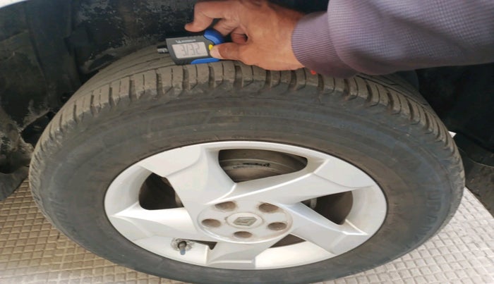 2015 Renault Duster 85 PS RXL DIESEL, Diesel, Manual, 66,308 km, tyre