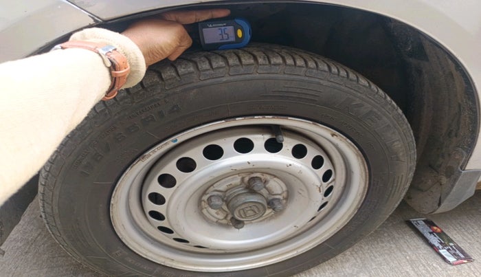 2015 Honda Amaze 1.2L I-VTEC E, Petrol, Manual, 68,767 km, tyre