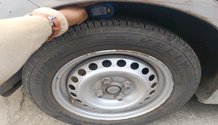 2015 Honda Amaze 1.2L I-VTEC E, Petrol, Manual, 68,767 km, tyre