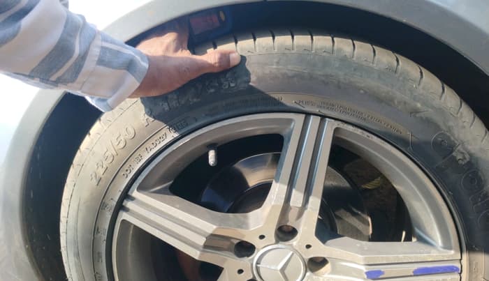 2012 Mercedes Benz C Class 250 CDI, Diesel, Automatic, 1,14,198 km, tyre