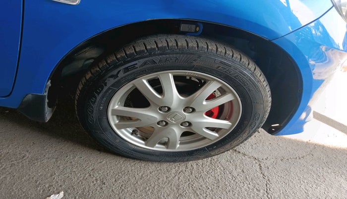 2012 Honda Brio S(O) MT, Petrol, Manual, 12,144 km, tyre