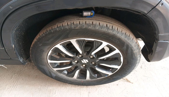 2020 Maruti Vitara Brezza ZXI PLUS AT SHVS, Petrol, Automatic, 47,489 km, tyre