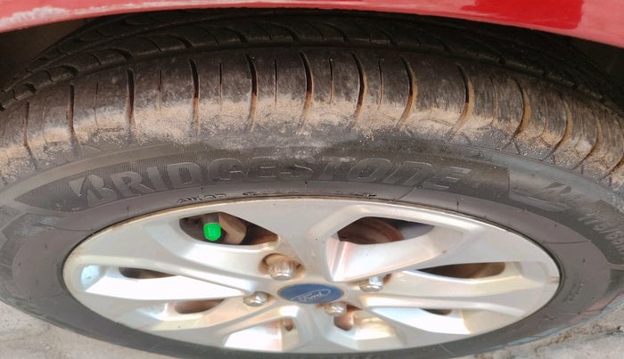 2017 Ford New Figo TITANIUM 1.2 PETROL MT, Petrol, Manual, 39,249 km, tyre