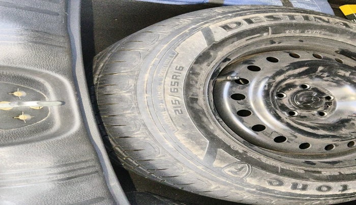 2017 Jeep Compass LONGITUDE (O) 2.0 DIESEL, Diesel, Manual, 73,014 km, tyre