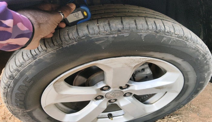 2017 Jeep Compass LONGITUDE (O) 2.0 DIESEL, Diesel, Manual, 73,014 km, tyre