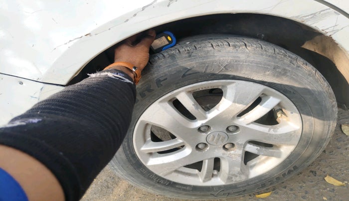 2012 Maruti Swift Dzire ZDI, Diesel, Manual, 1,45,066 km, tyre