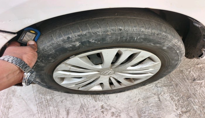 2014 Maruti Ertiga VXI CNG, CNG, Manual, 86,204 km, tyre