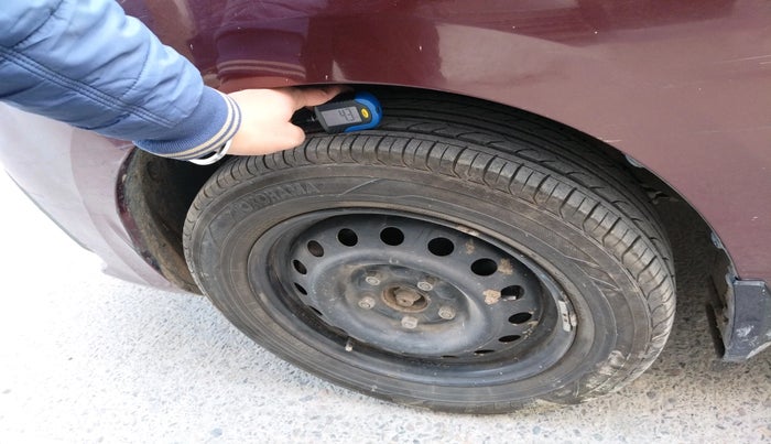 2021 Maruti Ertiga VXI SHVS, Petrol, Manual, 45,398 km, tyre