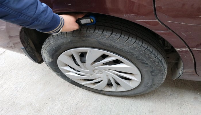 2021 Maruti Ertiga VXI SHVS, Petrol, Manual, 45,398 km, tyre