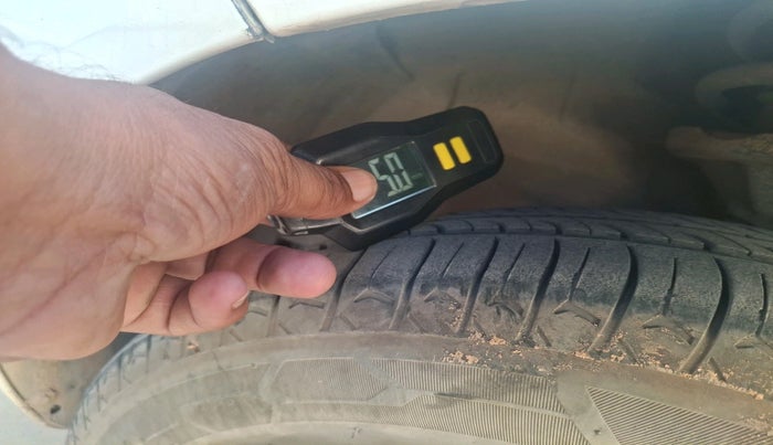 2014 Hyundai Santro Xing GL PLUS, Petrol, Manual, 63,493 km, tyre