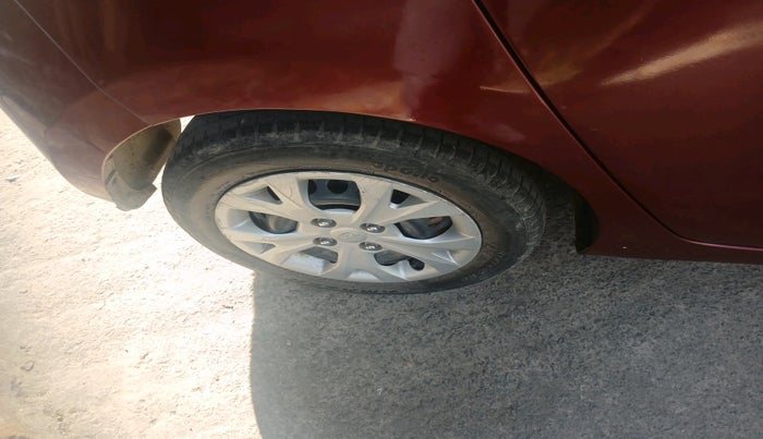 2015 Hyundai Grand i10 MAGNA 1.2 KAPPA VTVT, Petrol, Manual, 37,785 km, tyre