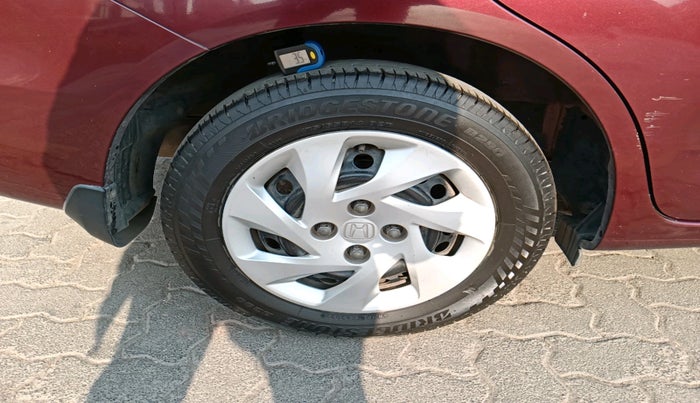 2014 Honda Amaze 1.5L I-DTEC S, Diesel, Manual, 65,356 km, tyre