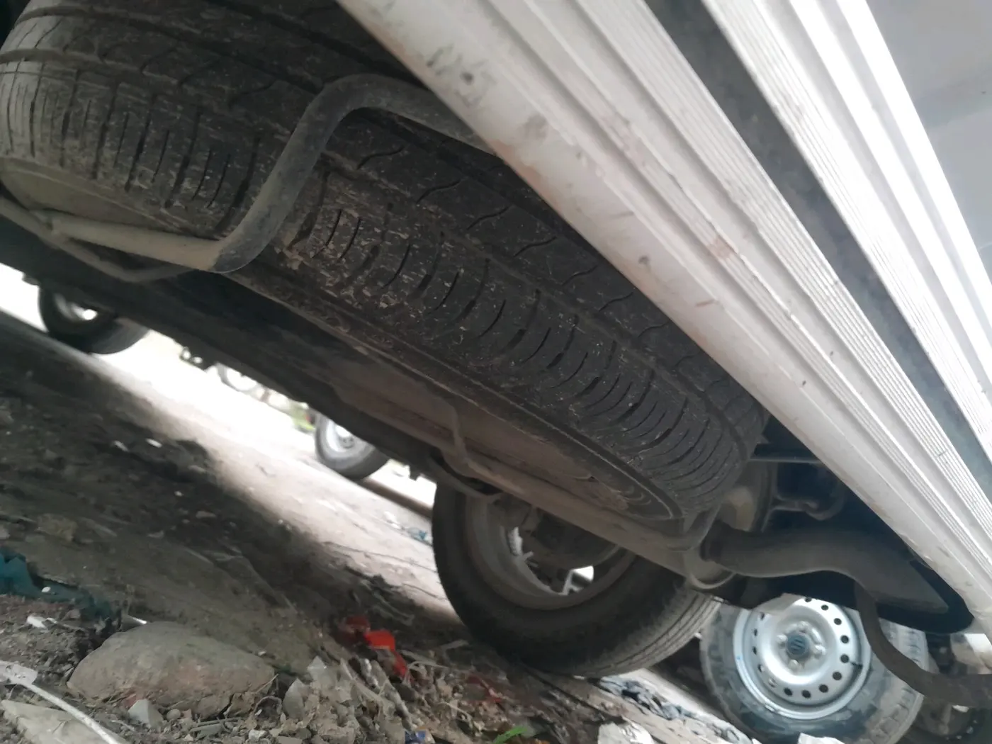2023 Maruti XL6 ALPHA PLUS AT, Petrol, Automatic, 18,384 km, tyre