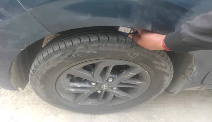 2020 Hyundai GRAND I10 NIOS SPORTZ 1.2 KAPPA VTVT CNG, CNG, Manual, 90,447 km, tyre