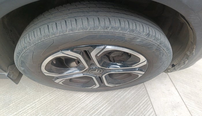 2023 CITROEN C3 AIRCROSS MAX 1.2 5 STR, Petrol, Manual, 21,598 km, tyre