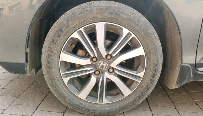 2023 Honda Amaze 1.2L I-VTEC VX, Petrol, Manual, 31,001 km, tyre