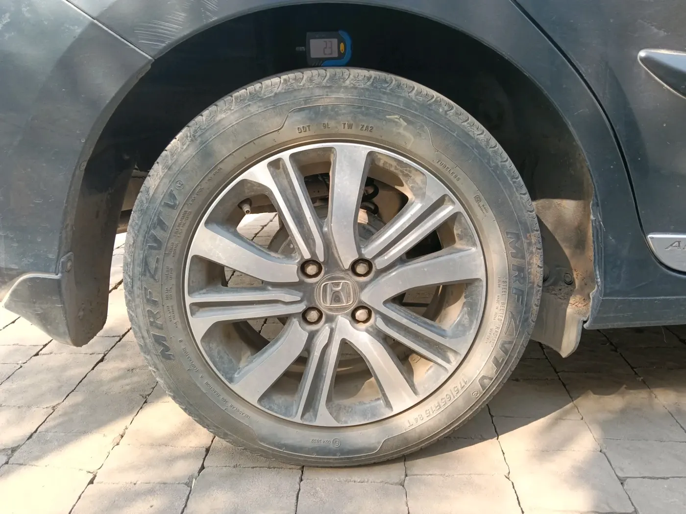 2023 Honda Amaze 1.2L I-VTEC VX, Petrol, Manual, 31,001 km, tyre