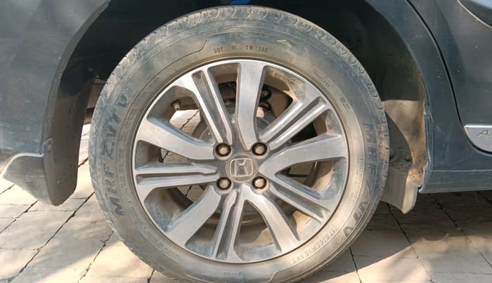 2023 Honda Amaze 1.2L I-VTEC VX, Petrol, Manual, 31,001 km, tyre