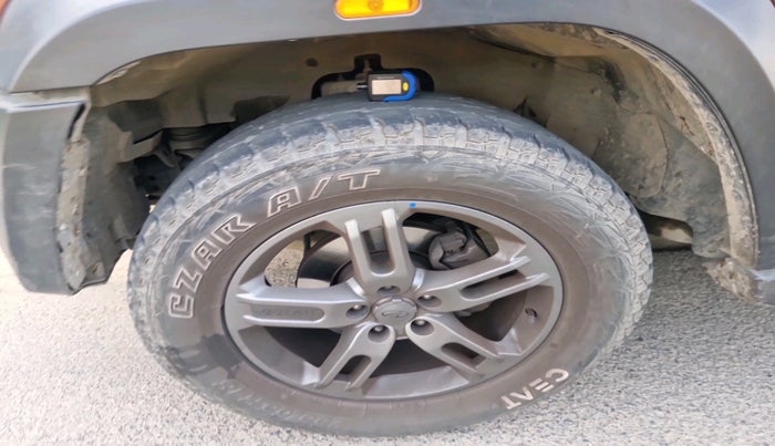 2021 Mahindra Thar LX PETROL HT 4WD AT, Petrol, Automatic, 39,403 km, tyre