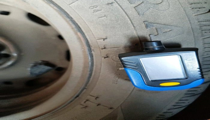 2011 Volkswagen Polo COMFORTLINE 1.2L PETROL, Petrol, Manual, 64,179 km, tyre