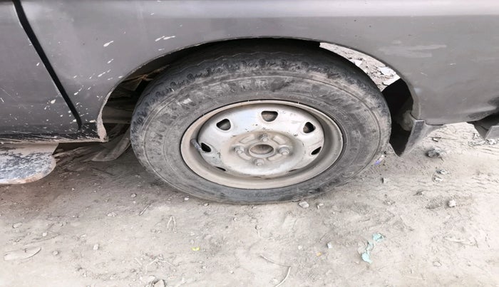 2019 Maruti Eeco 7 STR, CNG, Manual, 2,18,053 km, tyre