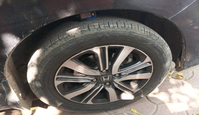 2017 Honda City 1.5L I-VTEC V MT, Petrol, Manual, 61,606 km, tyre