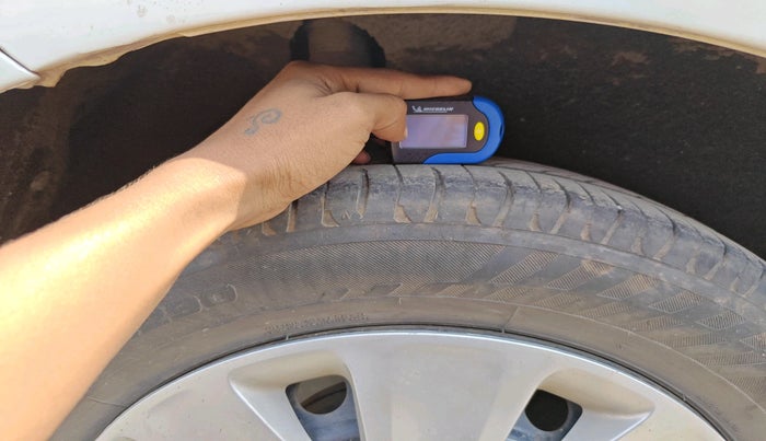 2017 Maruti Baleno DELTA DIESEL 1.3, Diesel, Manual, 1,07,741 km, tyre