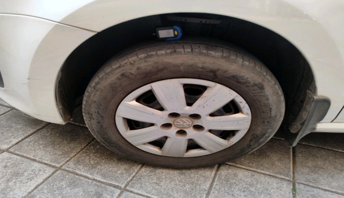 2012 Volkswagen Polo TRENDLINE 1.2L PETROL, Petrol, Manual, 1,08,355 km, tyre