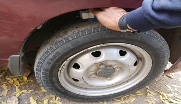 2011 Maruti Alto K10 LXI, Petrol, Manual, 1,41,624 km, tyre